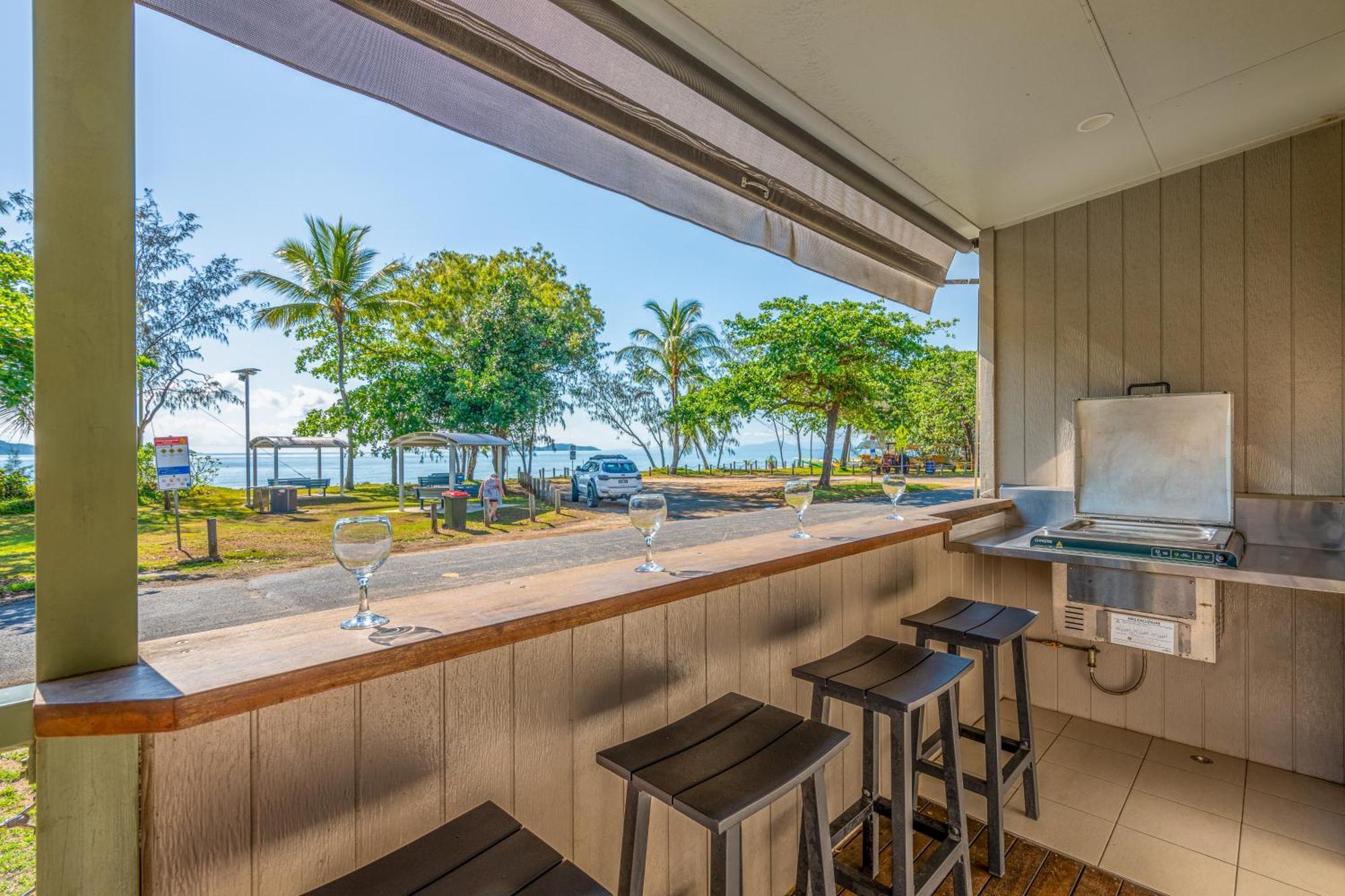 Big4 Tasman Holiday Parks - South Mission Beach Экстерьер фото